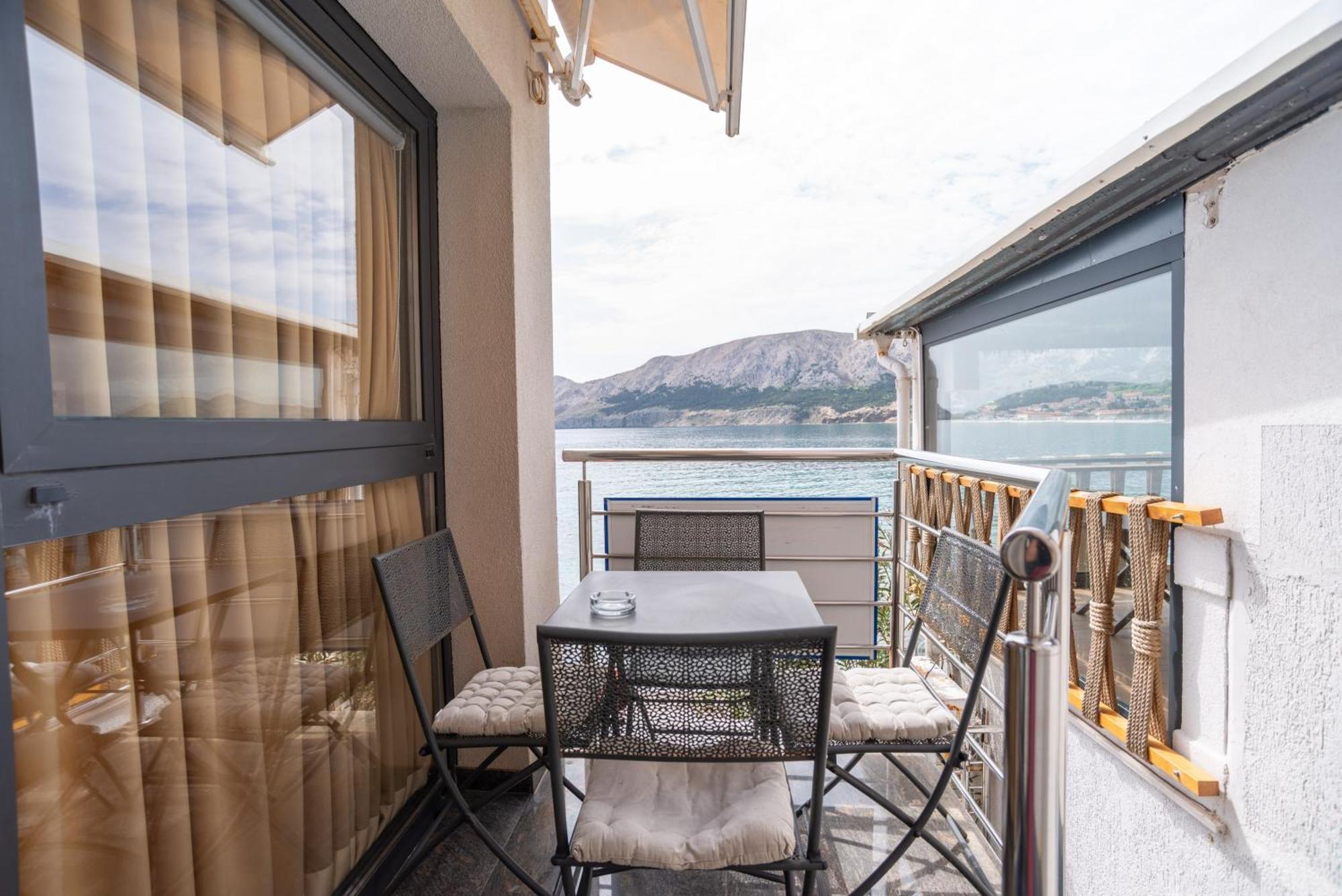 Palada 1 * Baška